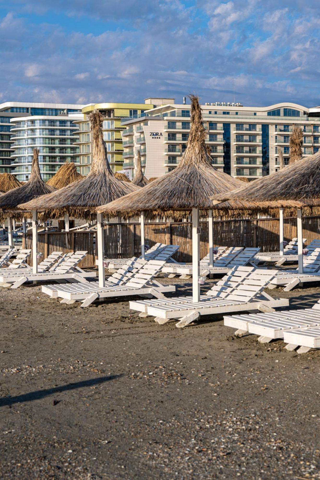Apartament Zora - L&C Beach Home Năvodari Exterior foto