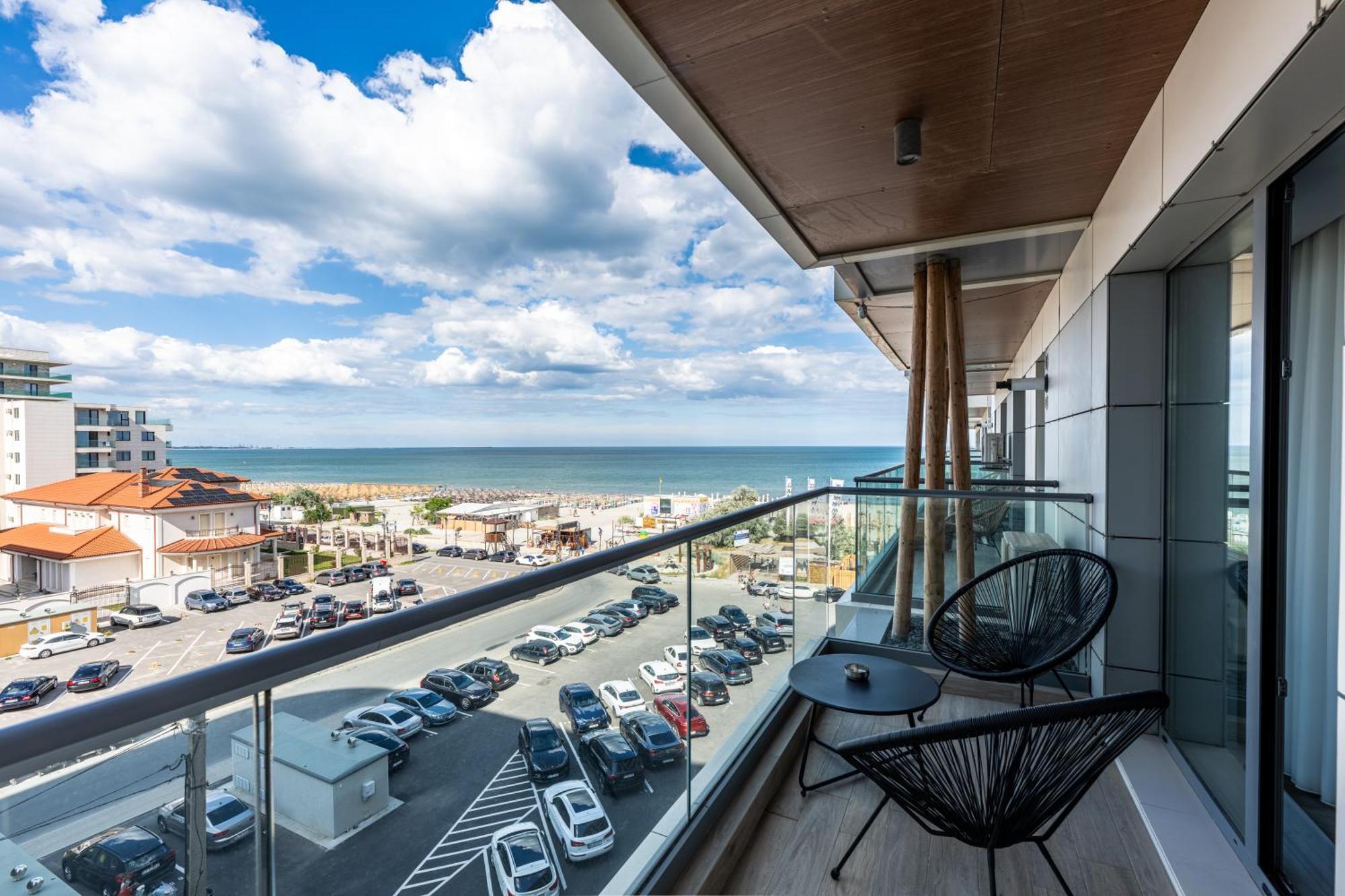 Apartament Zora - L&C Beach Home Năvodari Exterior foto